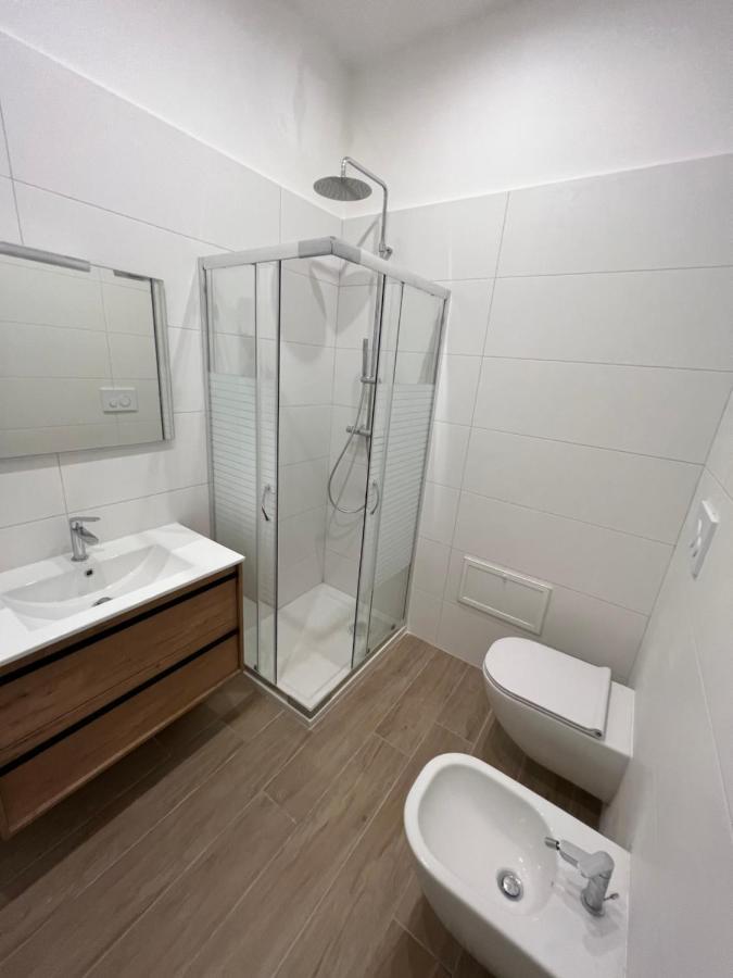 Citywise Vittorio - Independent Apartment Near Bari Central Station ภายนอก รูปภาพ