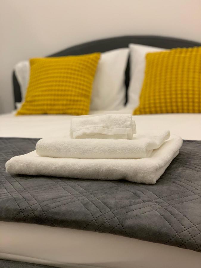 Citywise Vittorio - Independent Apartment Near Bari Central Station ภายนอก รูปภาพ